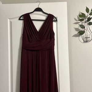 Beautiful Wine Floor length dress 👗